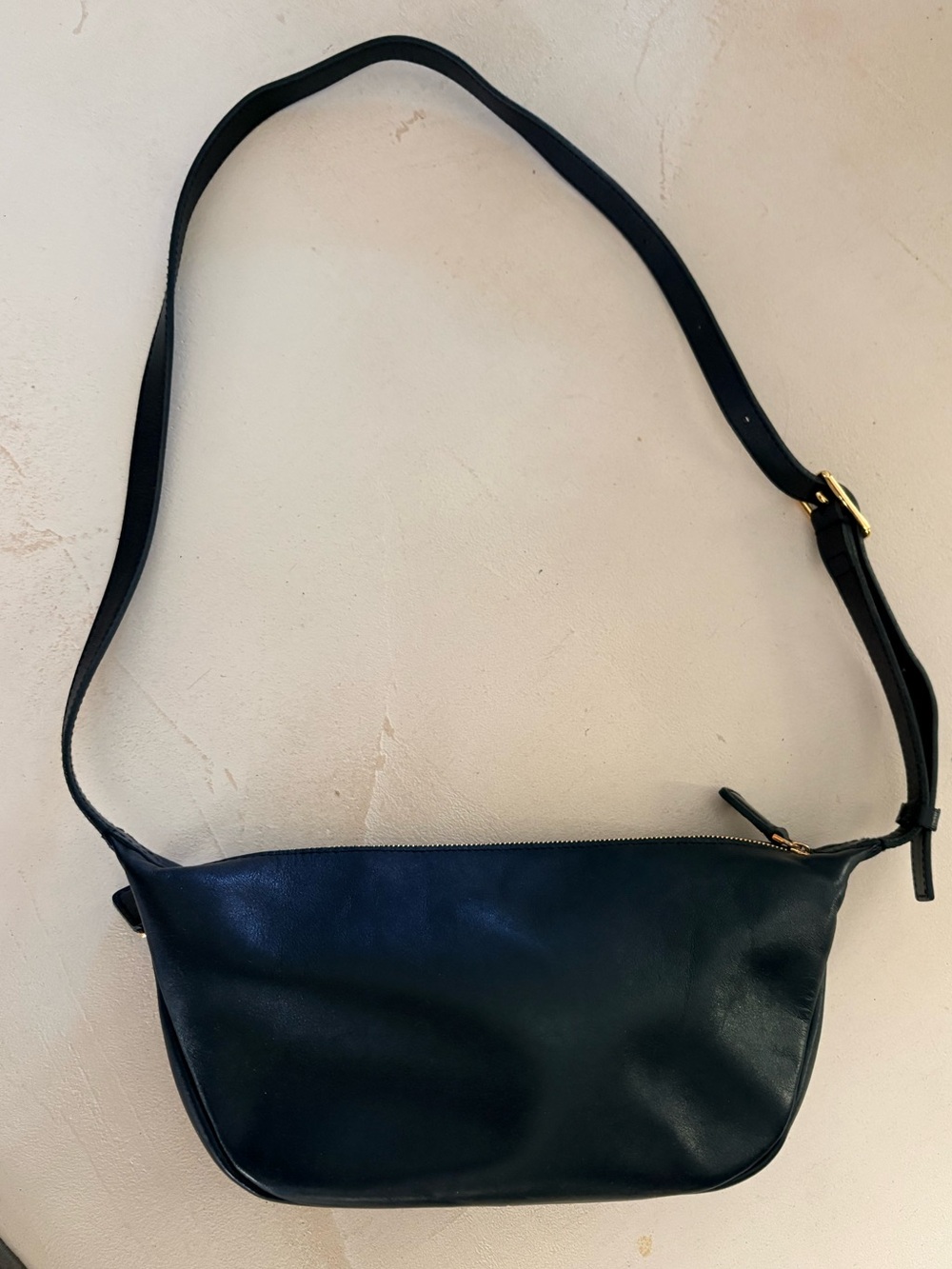 Madewell Classic Black Leather Crossbody Bag - Minimalist Women’s Shoulder Bag